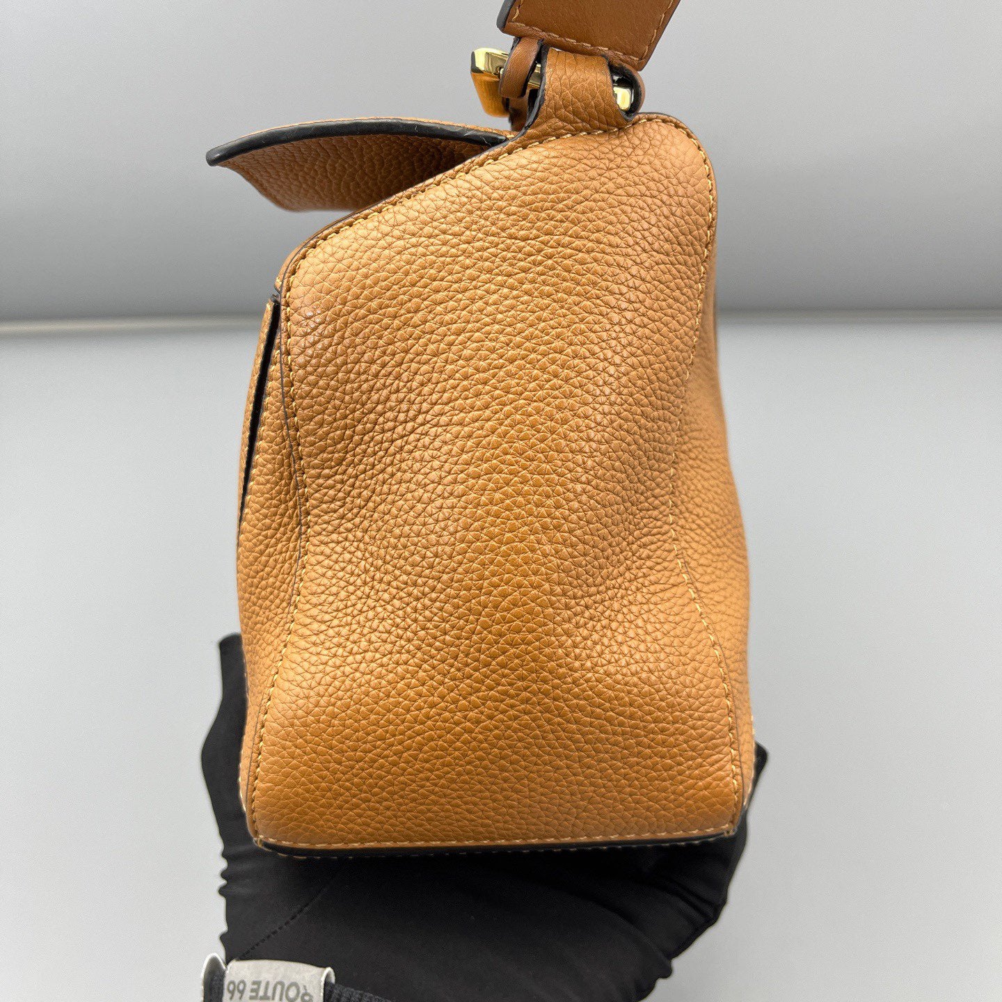 LOEWE - Puzzle Bag - Pebbled calfskin leather - Caramel with Gold-Tone Hardware - (small)