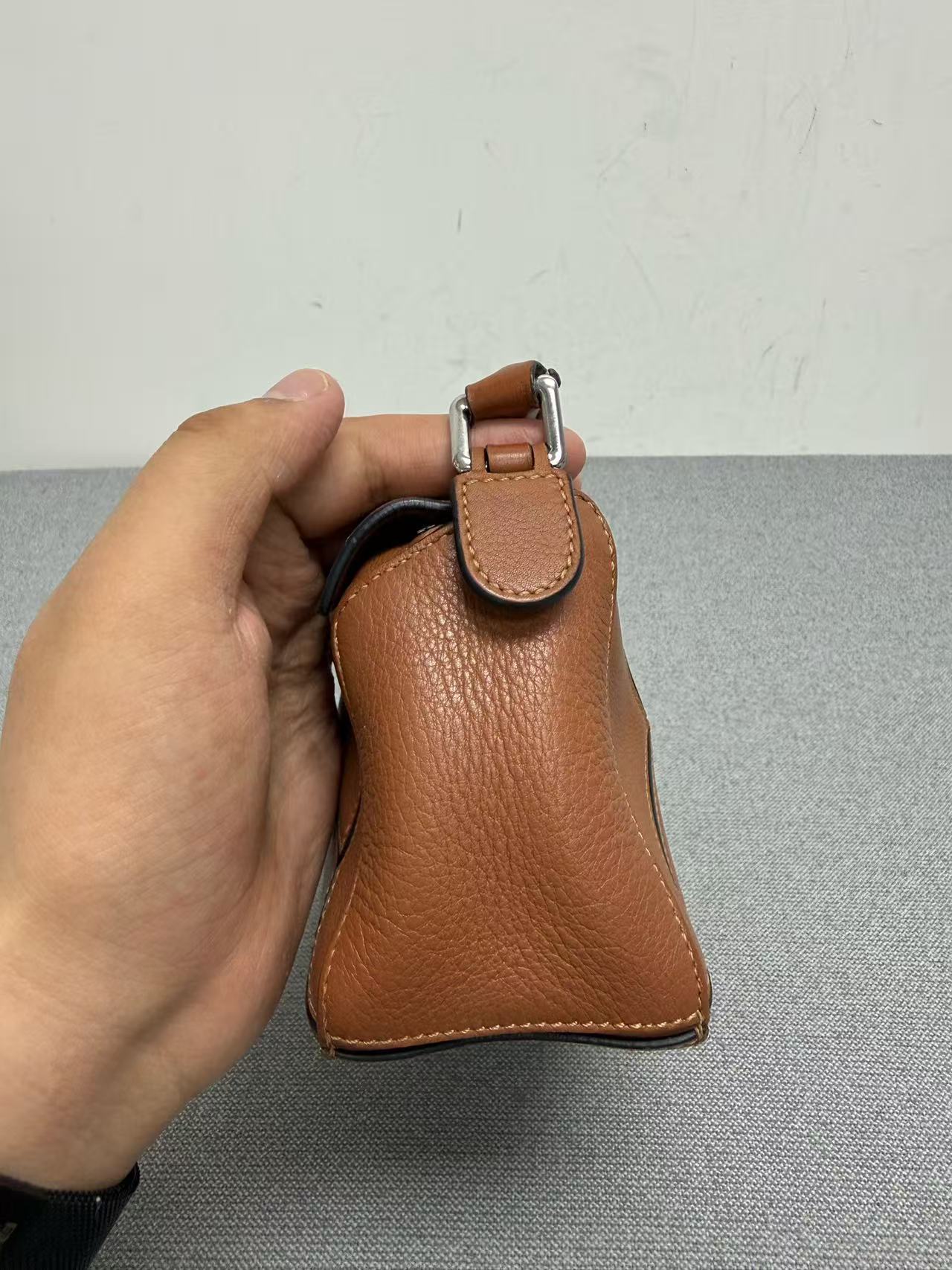 Loewe - Puzzle - Grained calfskin leather - Brown - (mini)