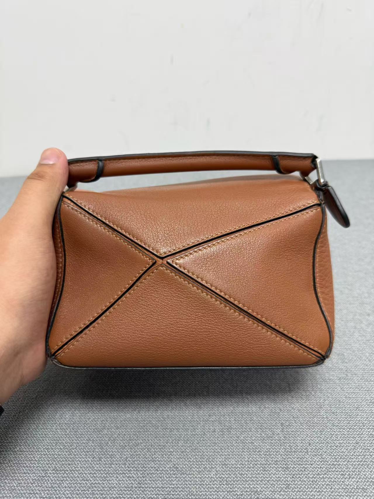 Loewe - Puzzle - Grained calfskin leather - Brown - (mini)