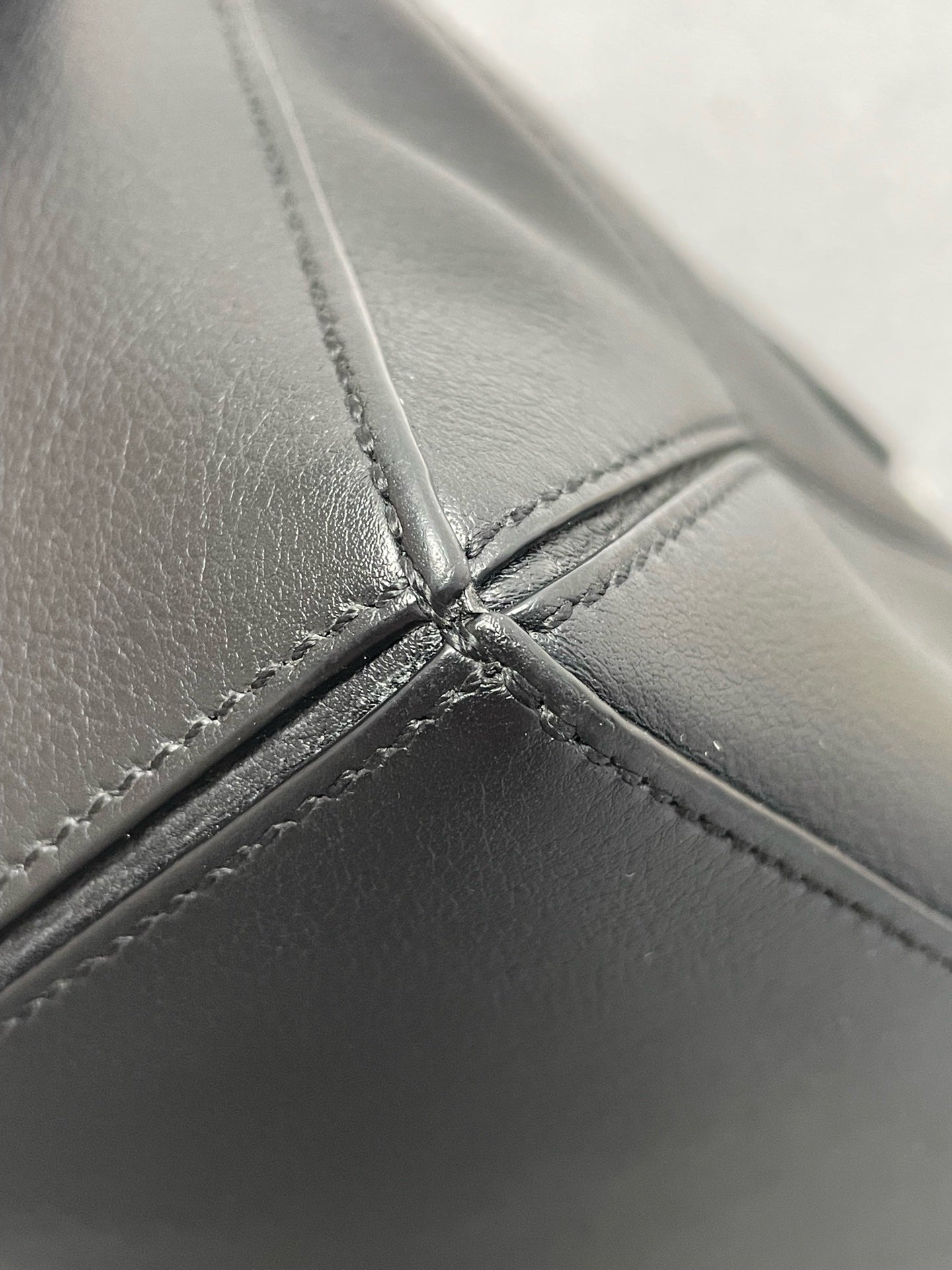 Loewe - Puzzle - Leather - Black - (mini)