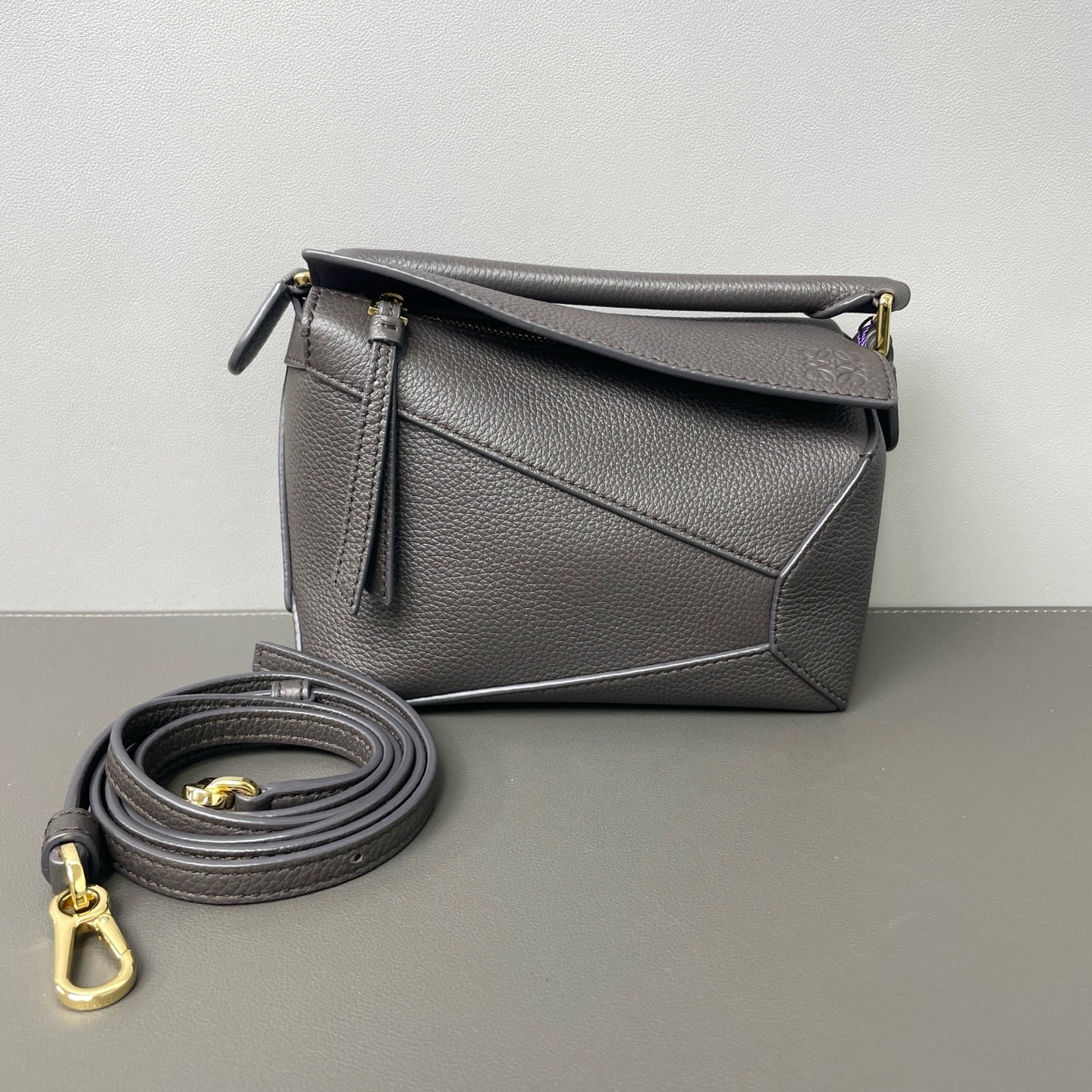 Loewe - Puzzle - Leather - Grey - (mini)