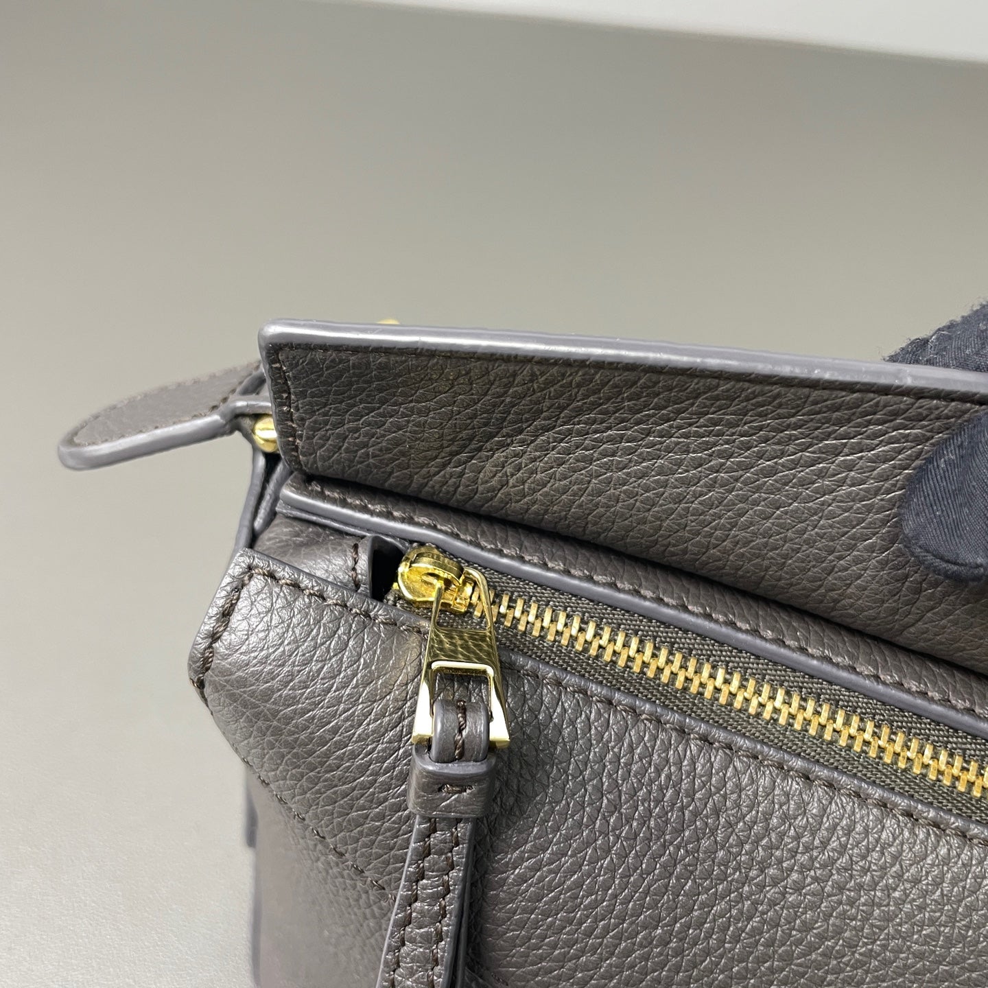 Loewe - Puzzle - Leather - Grey - (mini)