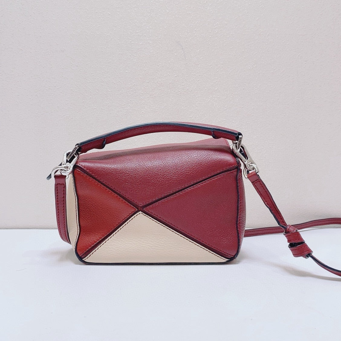 Loewe - Puzzle - Leather - Red - (mini)