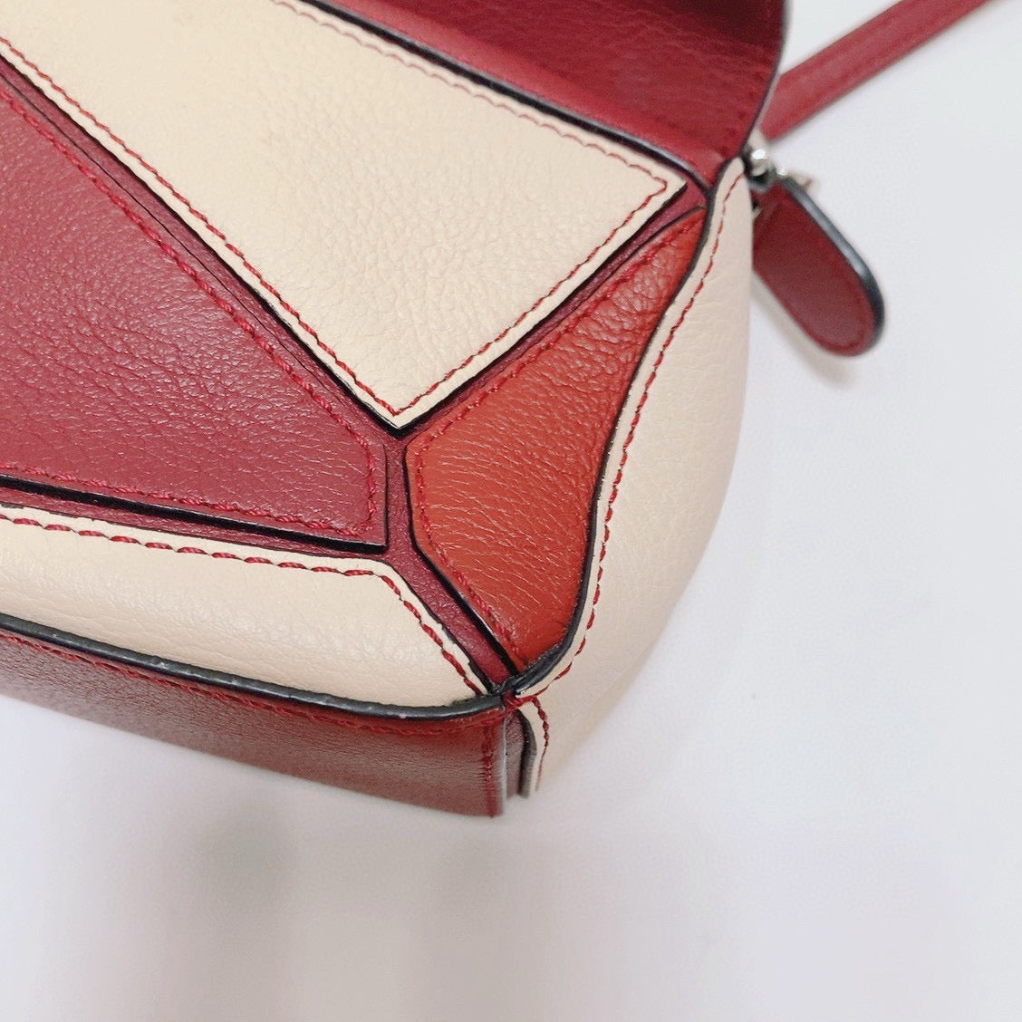 Loewe - Puzzle - Leather - Red - (mini)