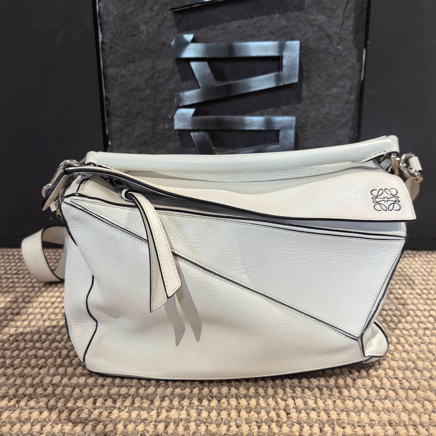 Loewe - Puzzle - Leather - White - (medium)