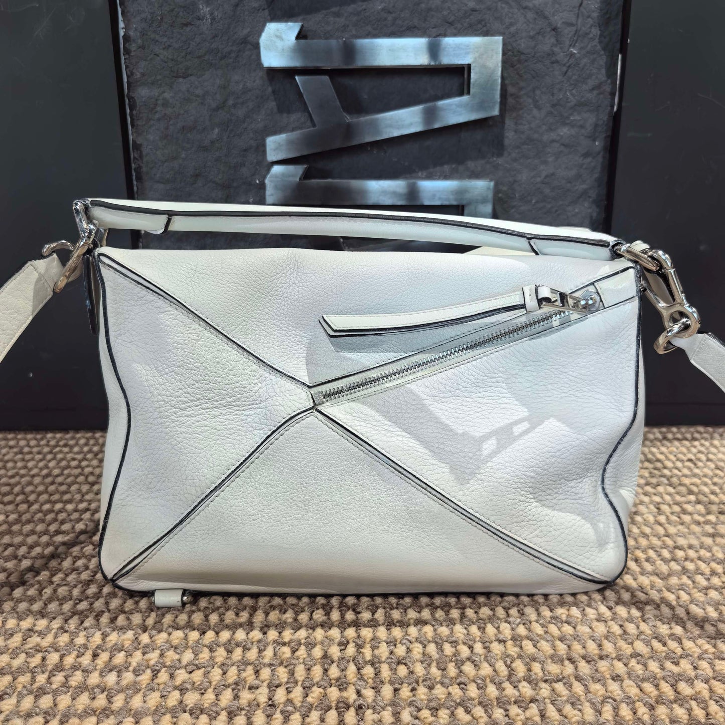 Loewe - Puzzle - Leather - White - (medium)