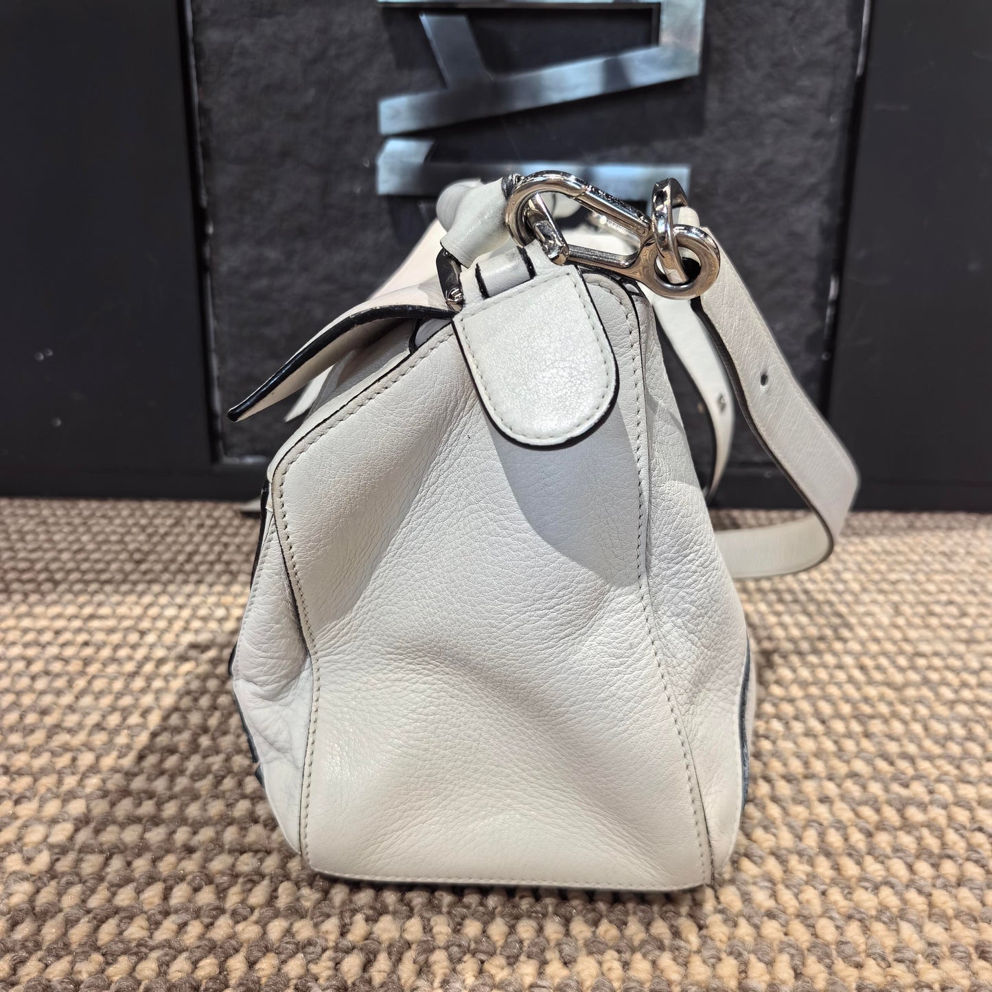 Loewe - Puzzle - Leather - White - (medium)