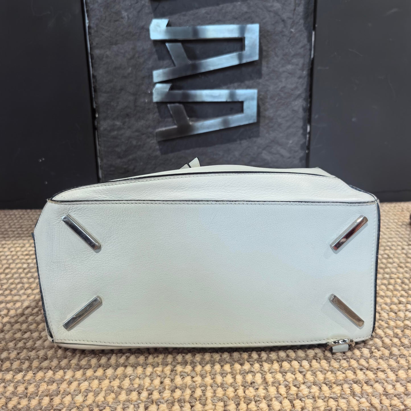 Loewe - Puzzle - Leather - White - (medium)