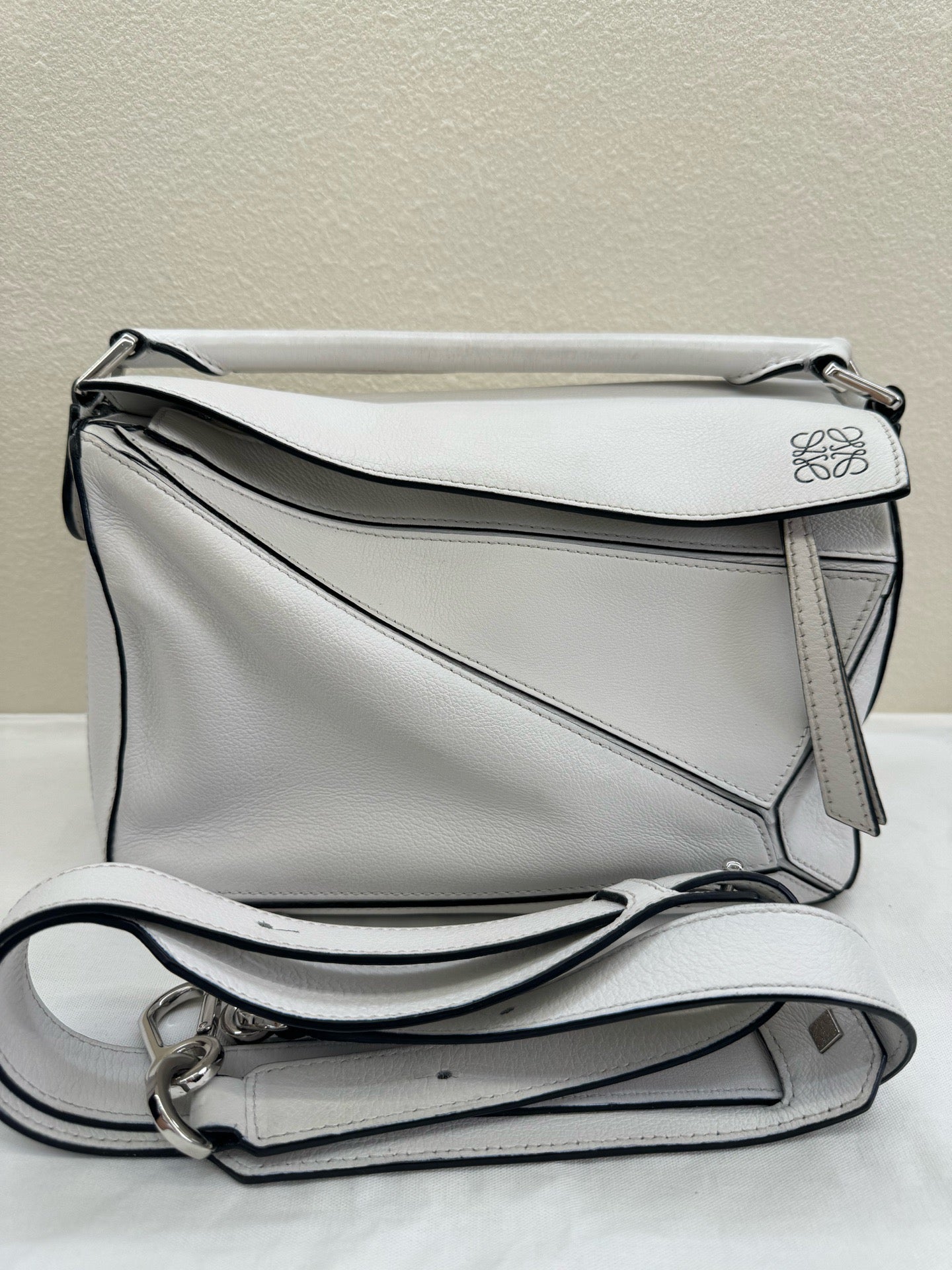 Loewe - Puzzle - Leather - White - (small)