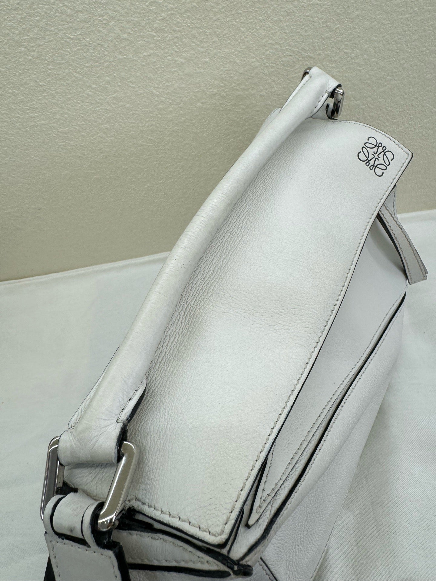 Loewe - Puzzle - Leather - White - (small)