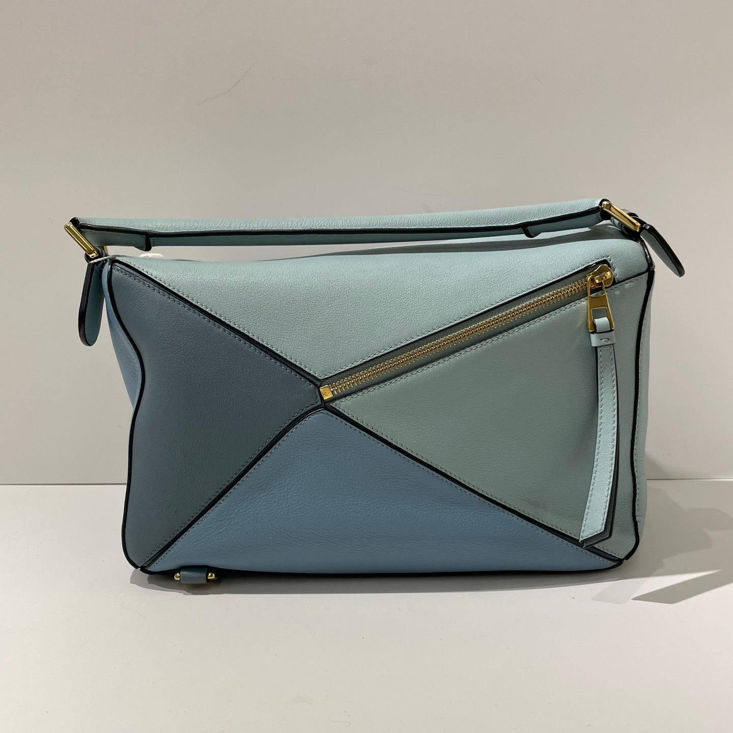 Loewe - Puzzle Medium Bag - Grained calfskin leather - Multicolour blue with gold-tone hardware - (medium)