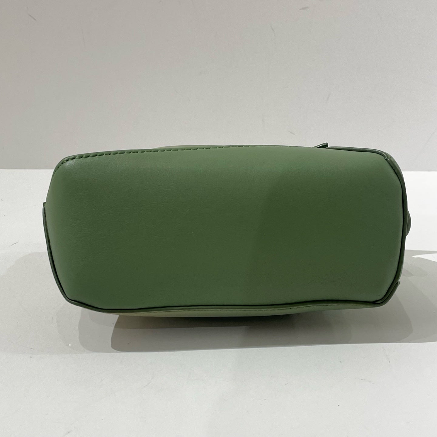 Loewe - Puzzle Mini - Calfskin leather - Oatmeal and Olive Green color-block gradient with gold-tone hardware - (mini)