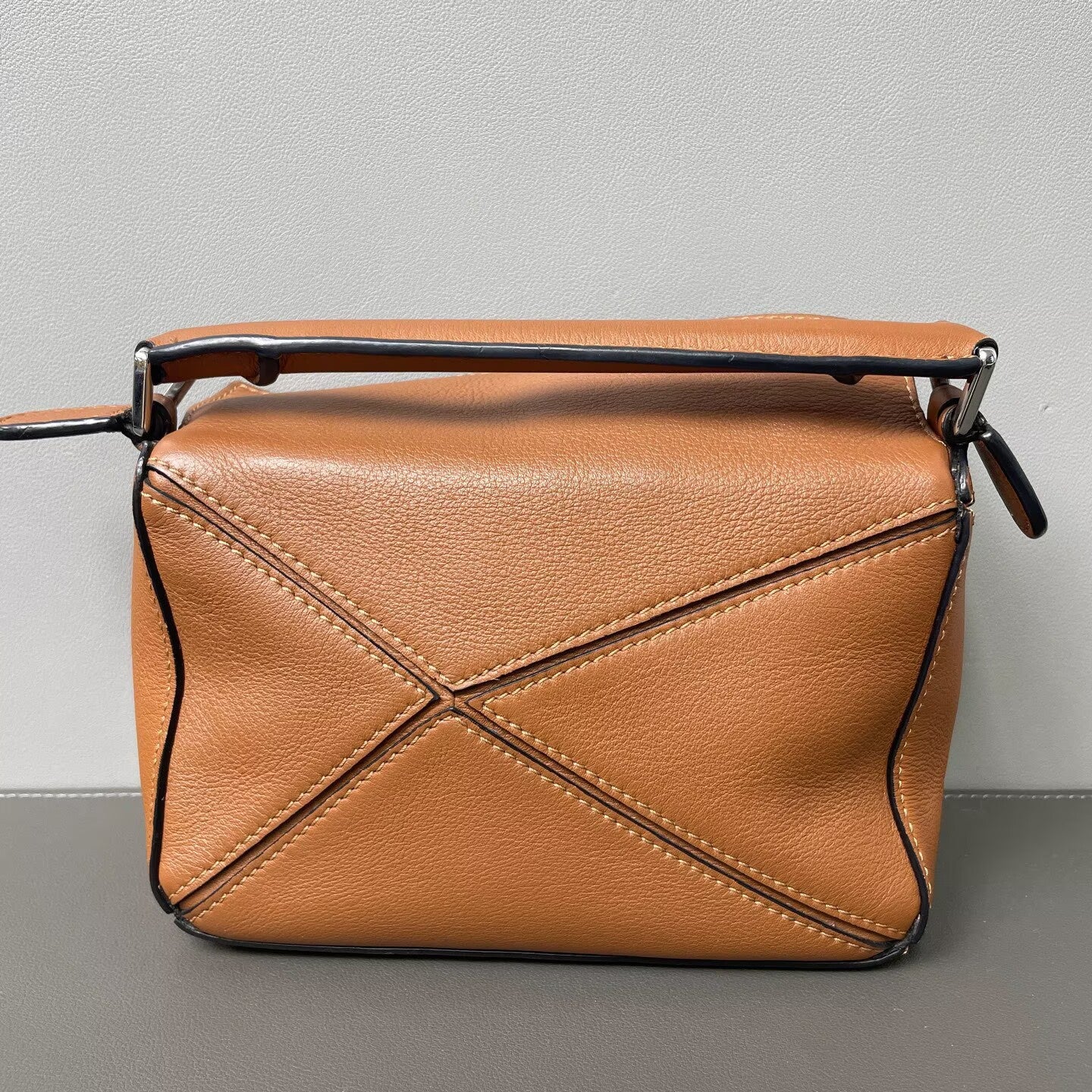Loewe - Puzzle Mini - Grained calfskin leather - Caramel - (mini)