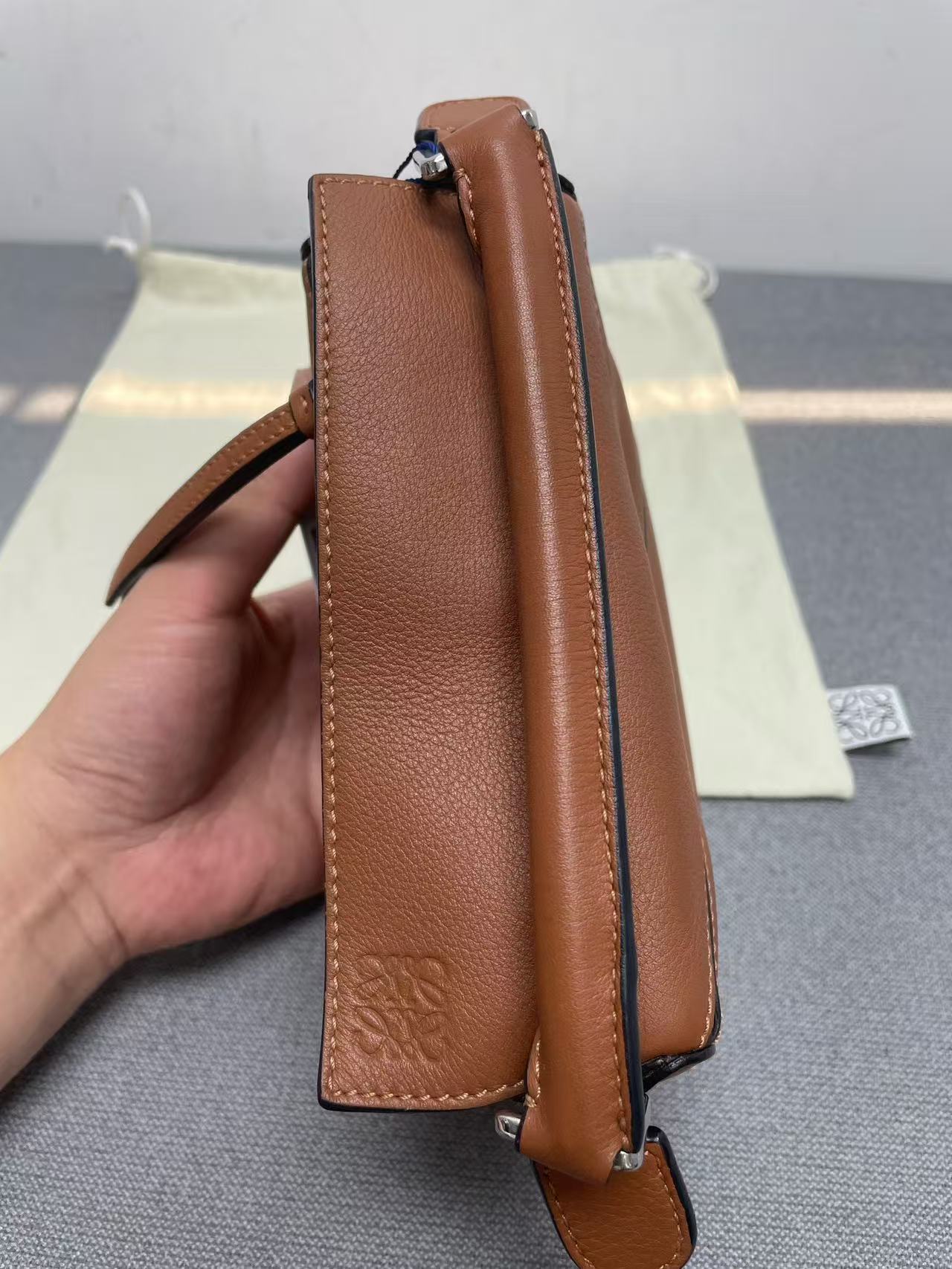 Loewe - Puzzle Mini - Grained calfskin leather - Caramel - (mini)