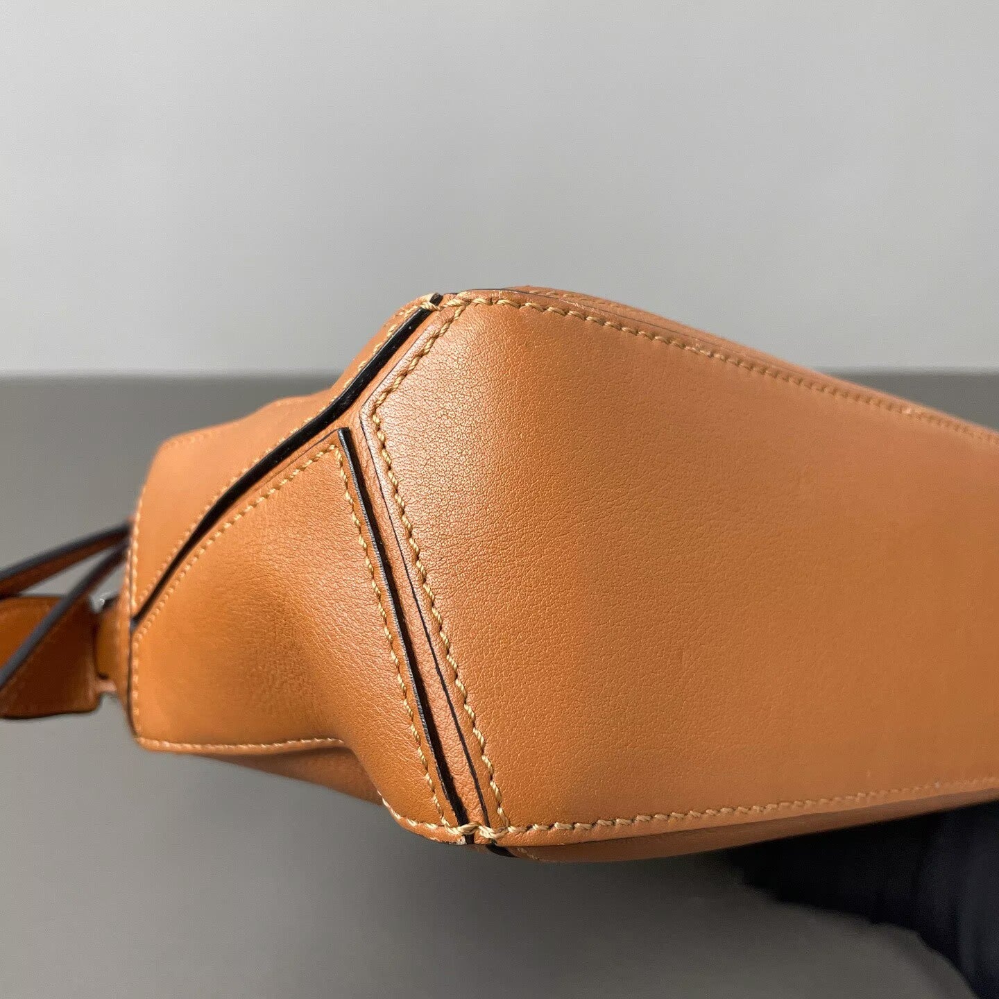 Loewe - Puzzle Mini - Grained calfskin leather - Caramel - (mini)