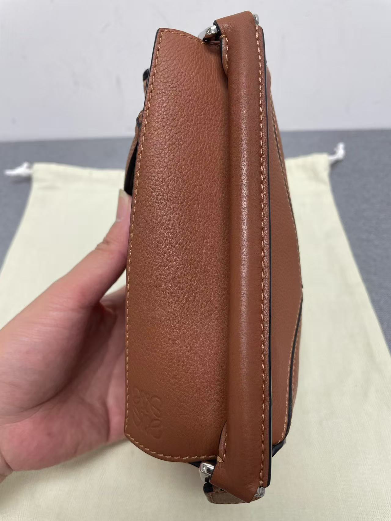 Loewe - Puzzle Mini - Grained calfskin leather - Caramel with Silver-Tone Hardware - (mini)