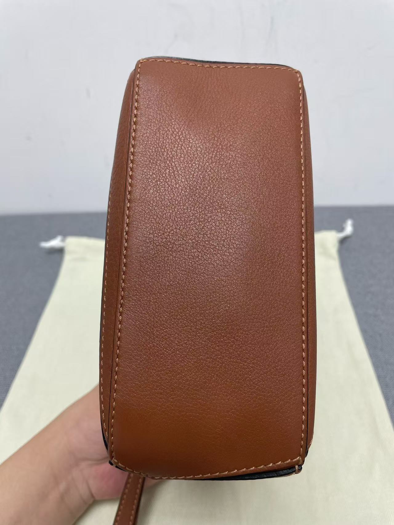 Loewe - Puzzle Mini - Grained calfskin leather - Caramel with Silver-Tone Hardware - (mini)