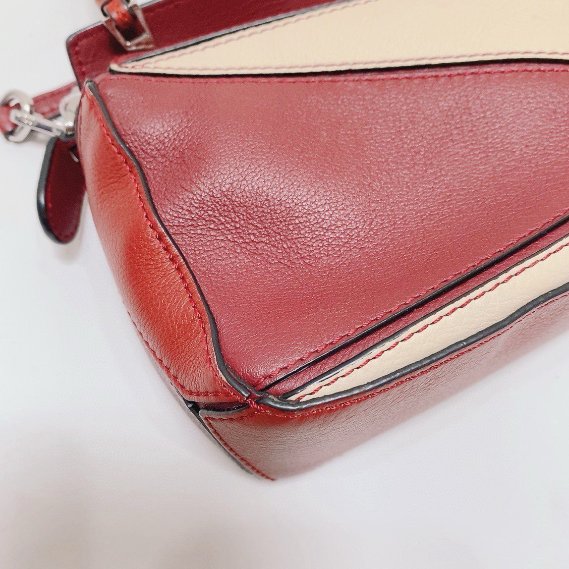 Loewe - Puzzle Mini - Grained leather - Red and Off-White geometric patchwork - (mini)