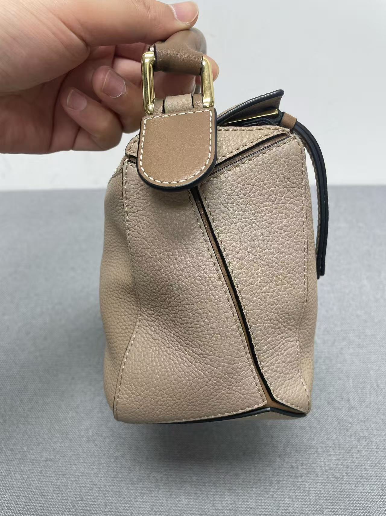 Loewe - Puzzle Small - Grained calfskin leather - Beige with Brown Accents - (small)