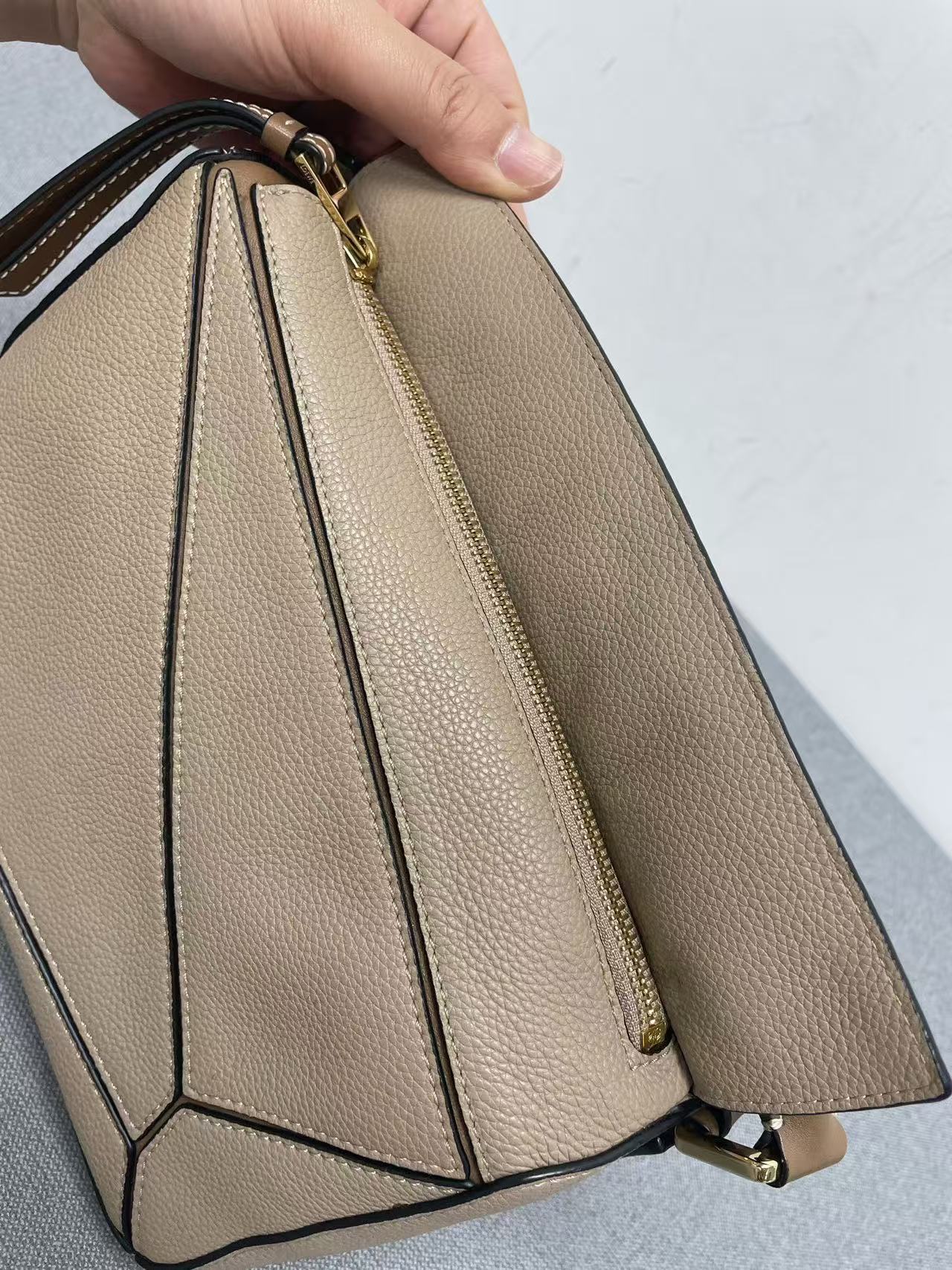 Loewe - Puzzle Small - Grained calfskin leather - Beige with Brown Accents - (small)