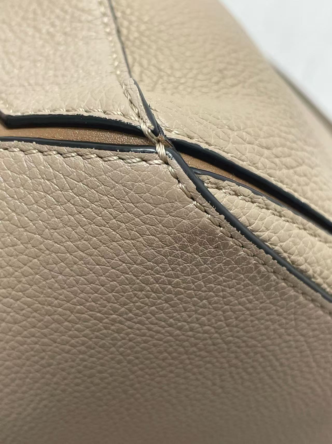 Loewe - Puzzle Small - Grained calfskin leather - Beige with Brown Accents - (small)