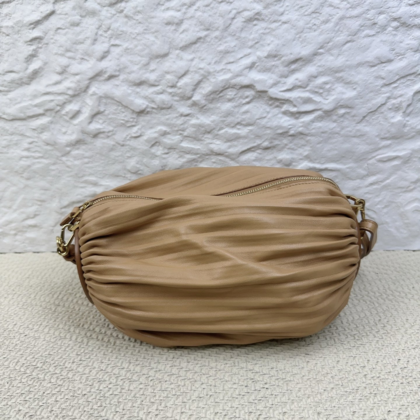 Loewe - Ruched Leather Bag - Leather - Brown - (Other)