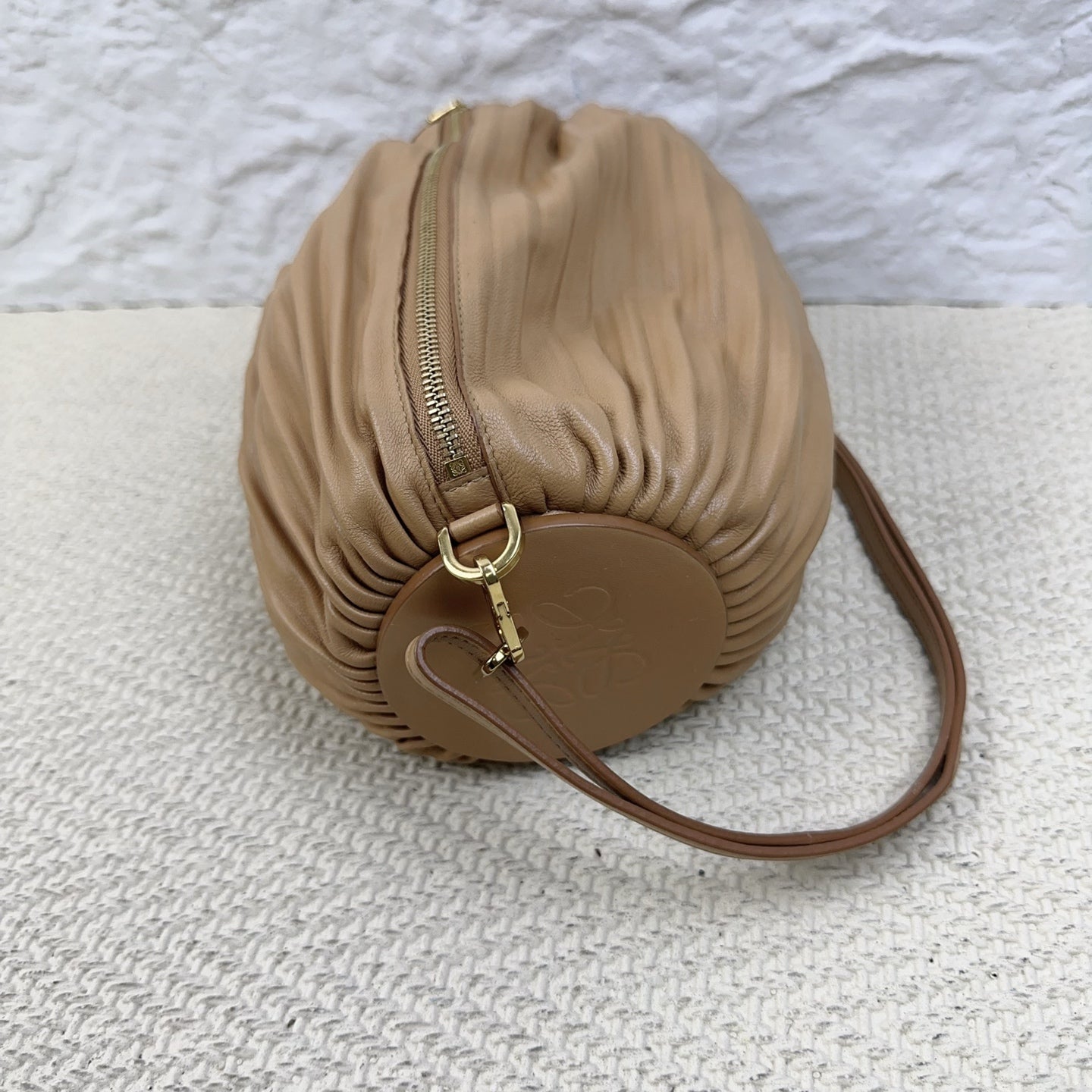 Loewe - Ruched Leather Bag - Leather - Brown - (Other)