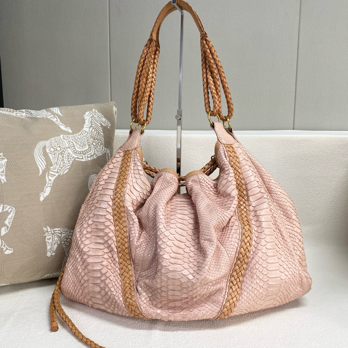 Loewe - Snakeskin Woven Shoulder Bag - Exotic leathers - Python - Multicolour - (Large)