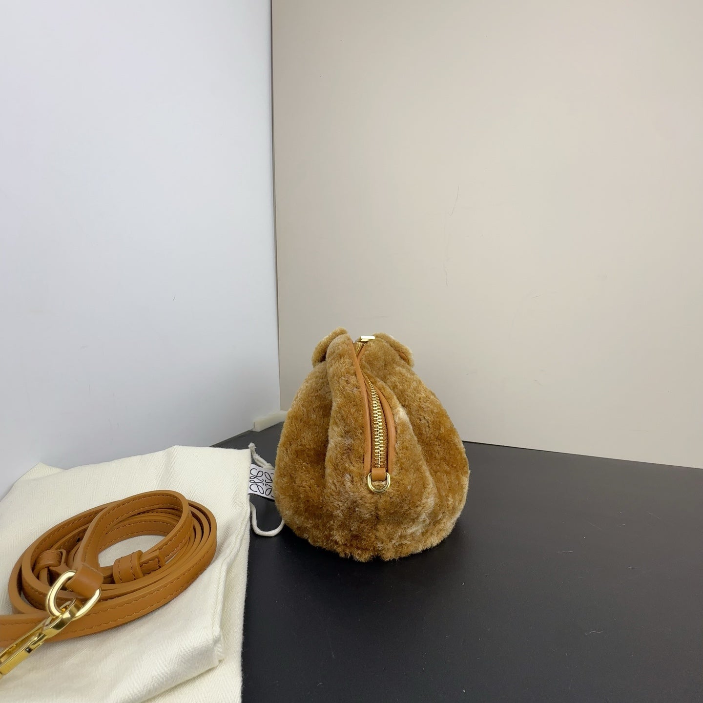 Loewe - Suna x Fujita Hamster Bag - Shearling - Brown - (mini)