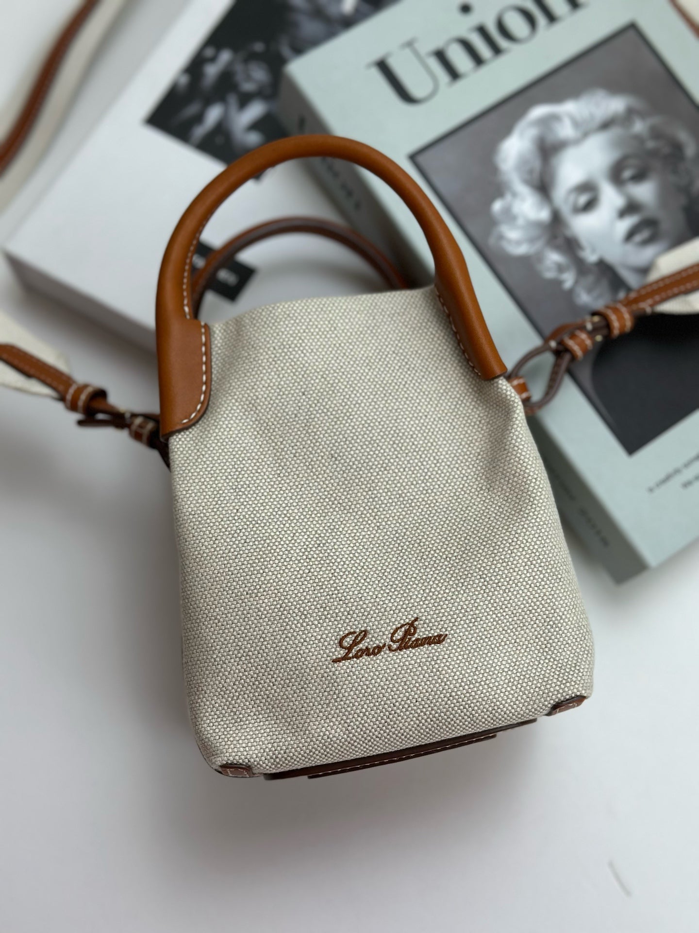 Loro Piana - Bale Bucket Bag - Cloth - Beige - (mini)