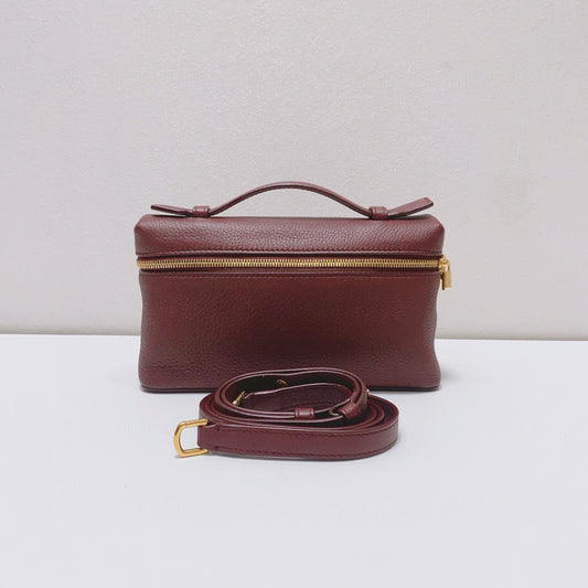Loro Piana - Extra Pocket L19 - Grained leather - Burgundy with Gold-Tone Hardware - (Mini)