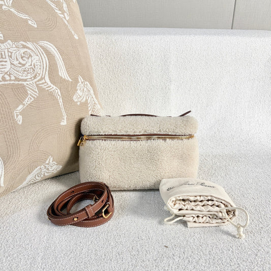 Loro Piana - Extra Pouch L19 - Lamb wool with leather trim - Beige with brown accents - (mini)