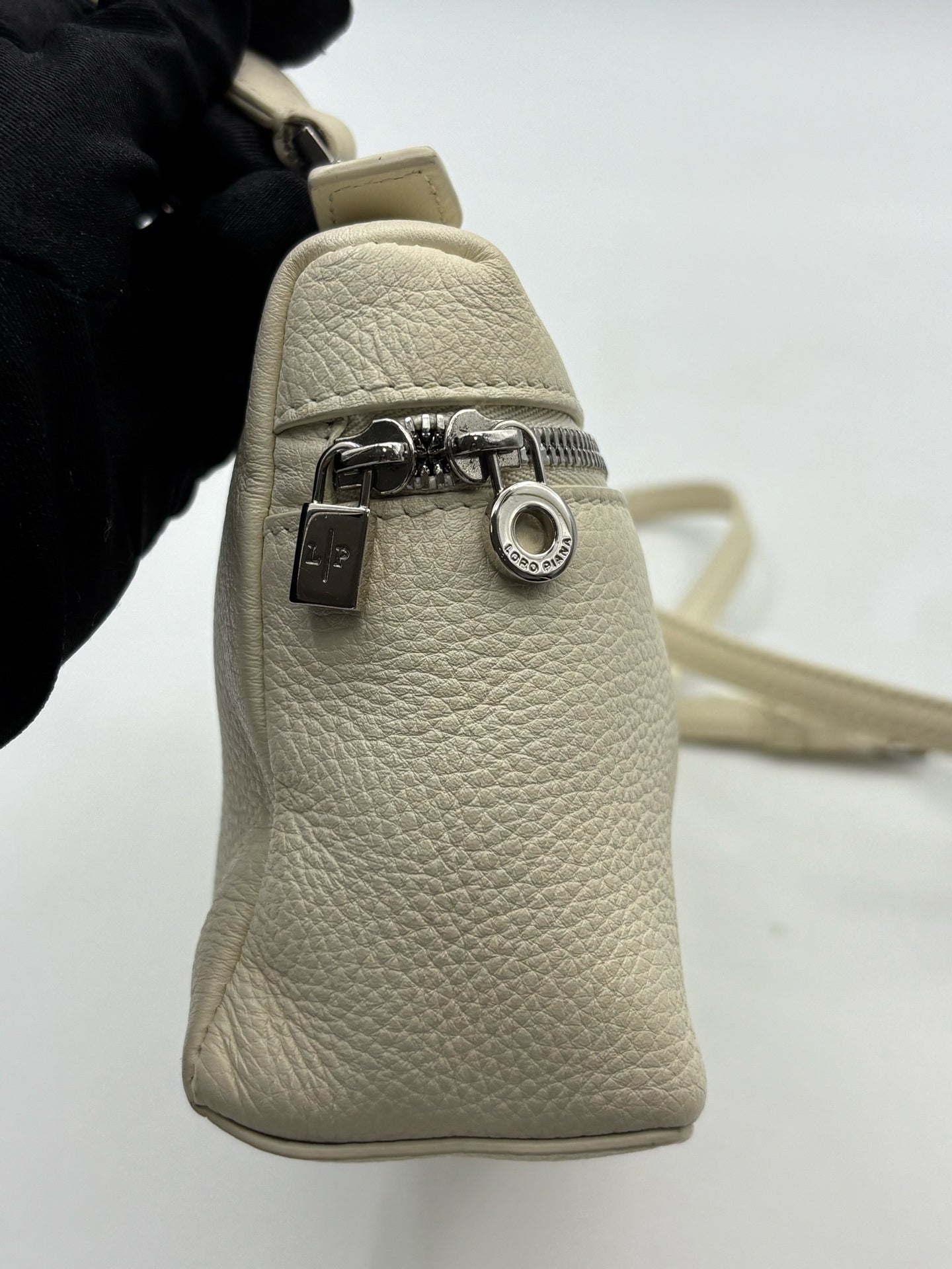 Loro Piana - ExtraPocket L19 - Leather - White - (mini)