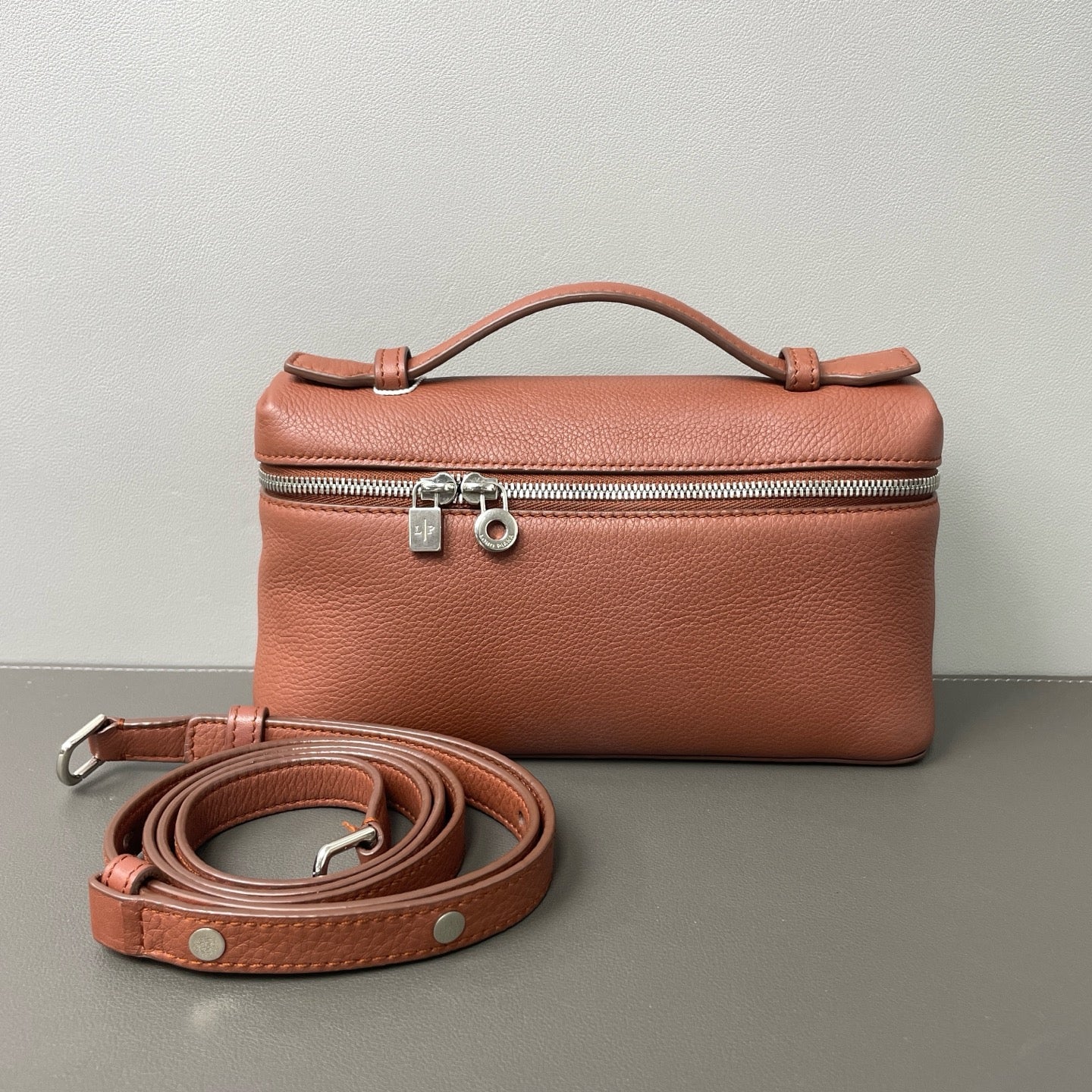 Loro Piana - Other - Leather - Red - (small)