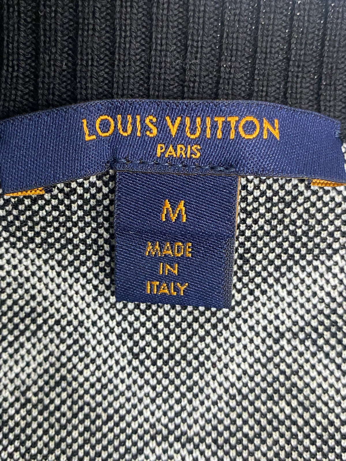 Louis Vuitton - 1854 Jacquard Monogram V-neck - Wool - Multicolour - (M)