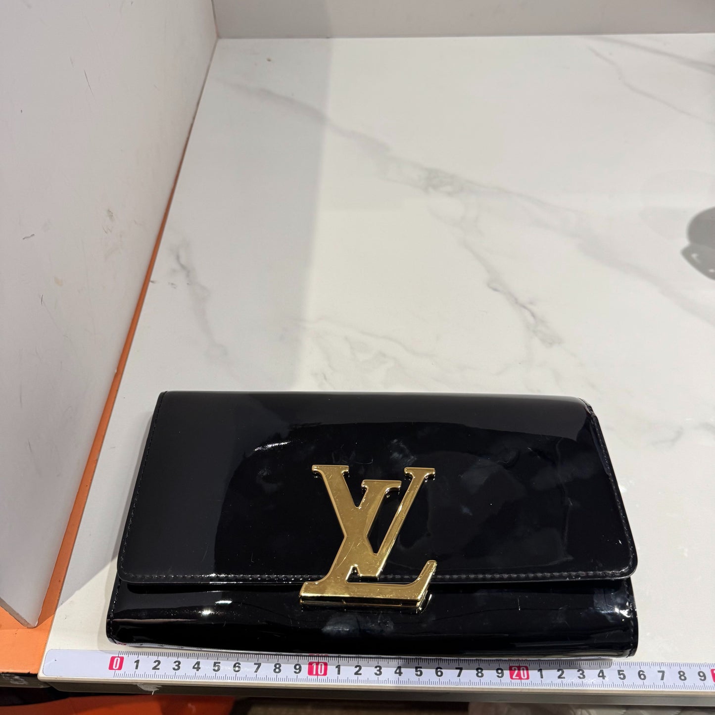 Louis Vuitton -  - Patent leather - Black
