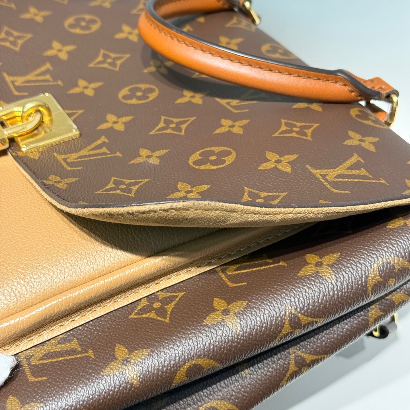 Louis Vuitton -  - Synthetic - Multicolour