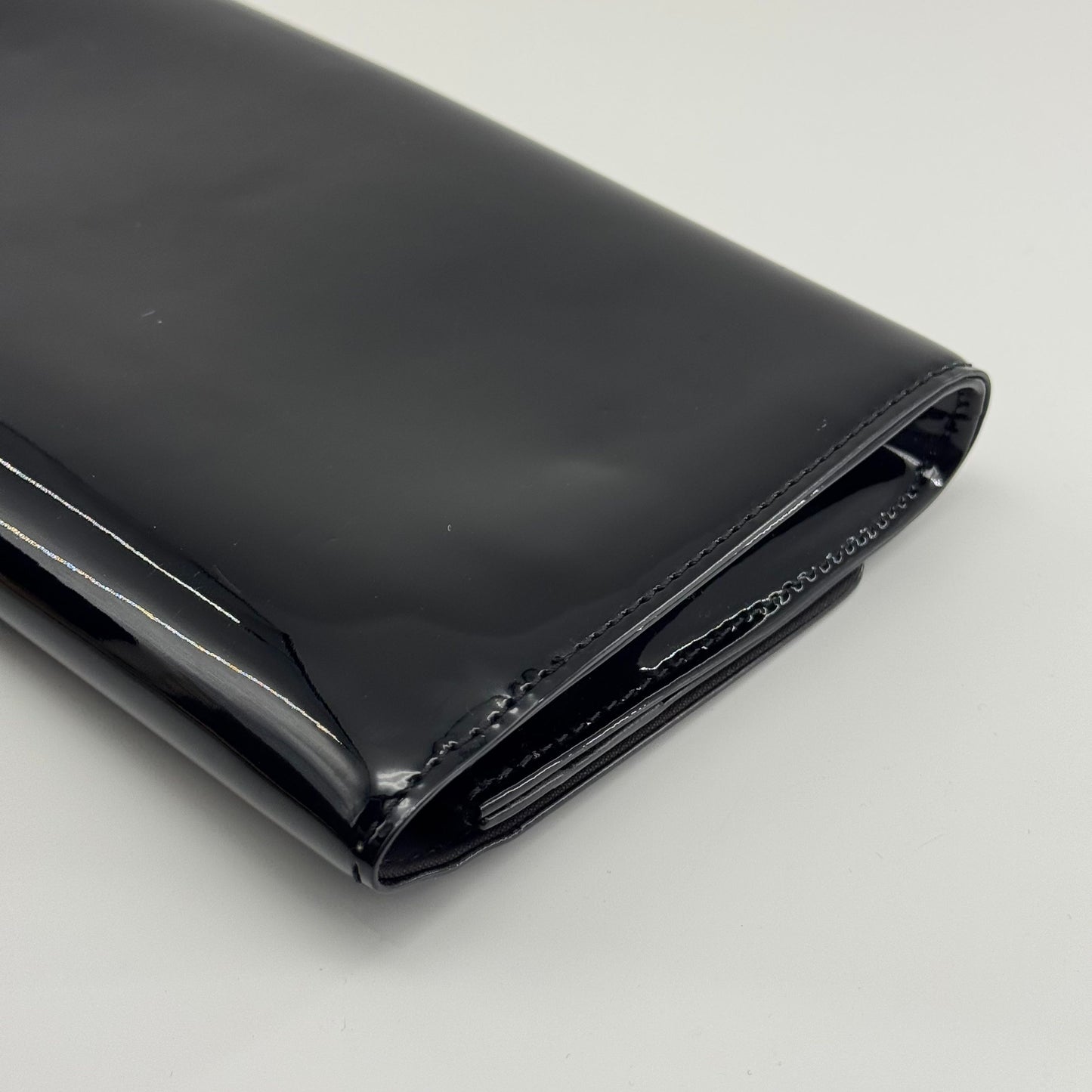 Louis Vuitton -  - Patent leather - Black