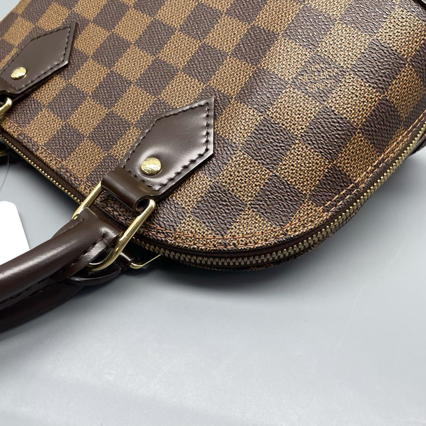 Louis Vuitton - Alma BB - Damier Ebene coated canvas with smooth leather trim - Brown - (mini)