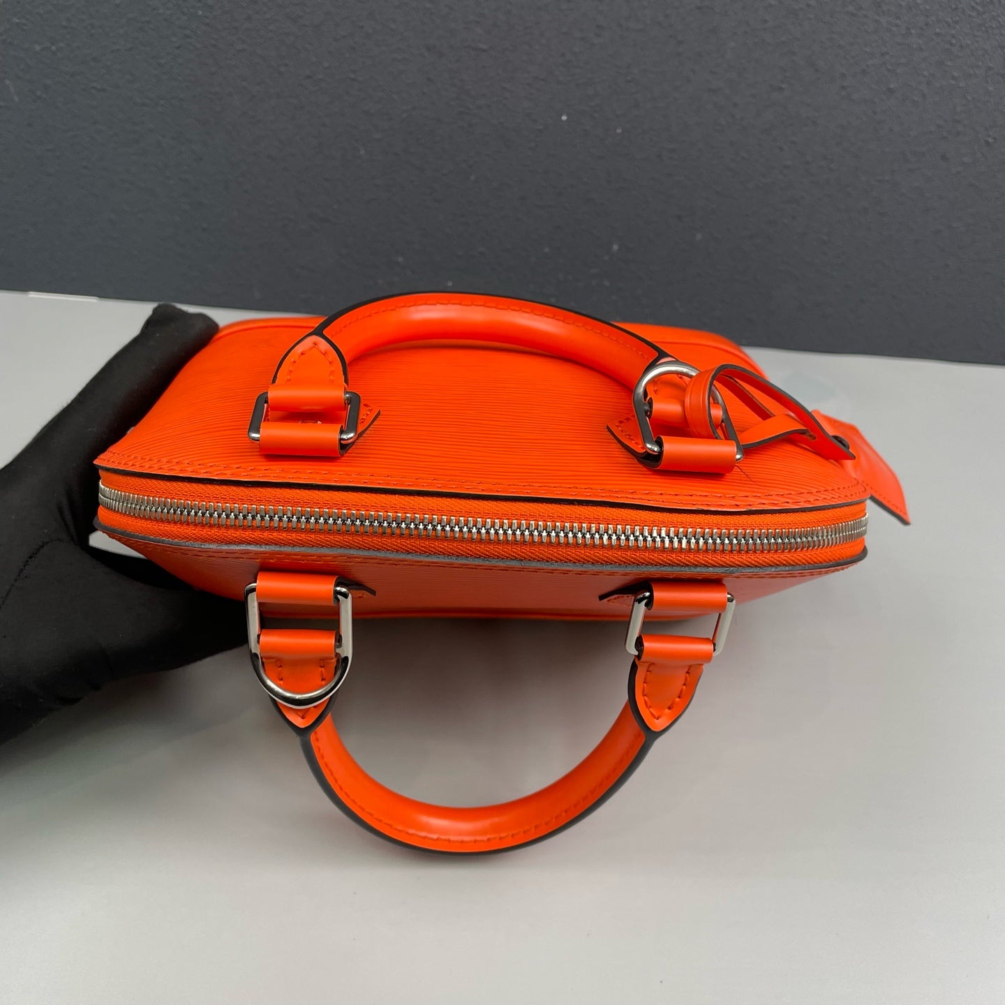 Louis Vuitton - Alma BB - Epi leather - Orange - (mini)