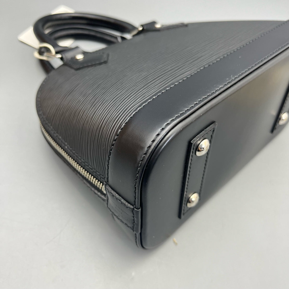 Louis Vuitton - Alma BB - Leather - Black - (mini)