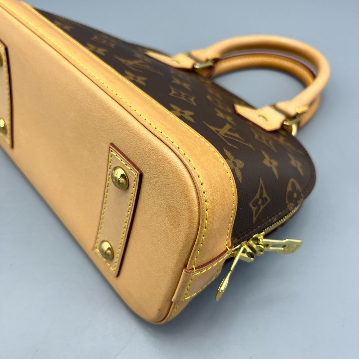 Louis Vuitton - Alma BB - Leather - Brown - (mini)