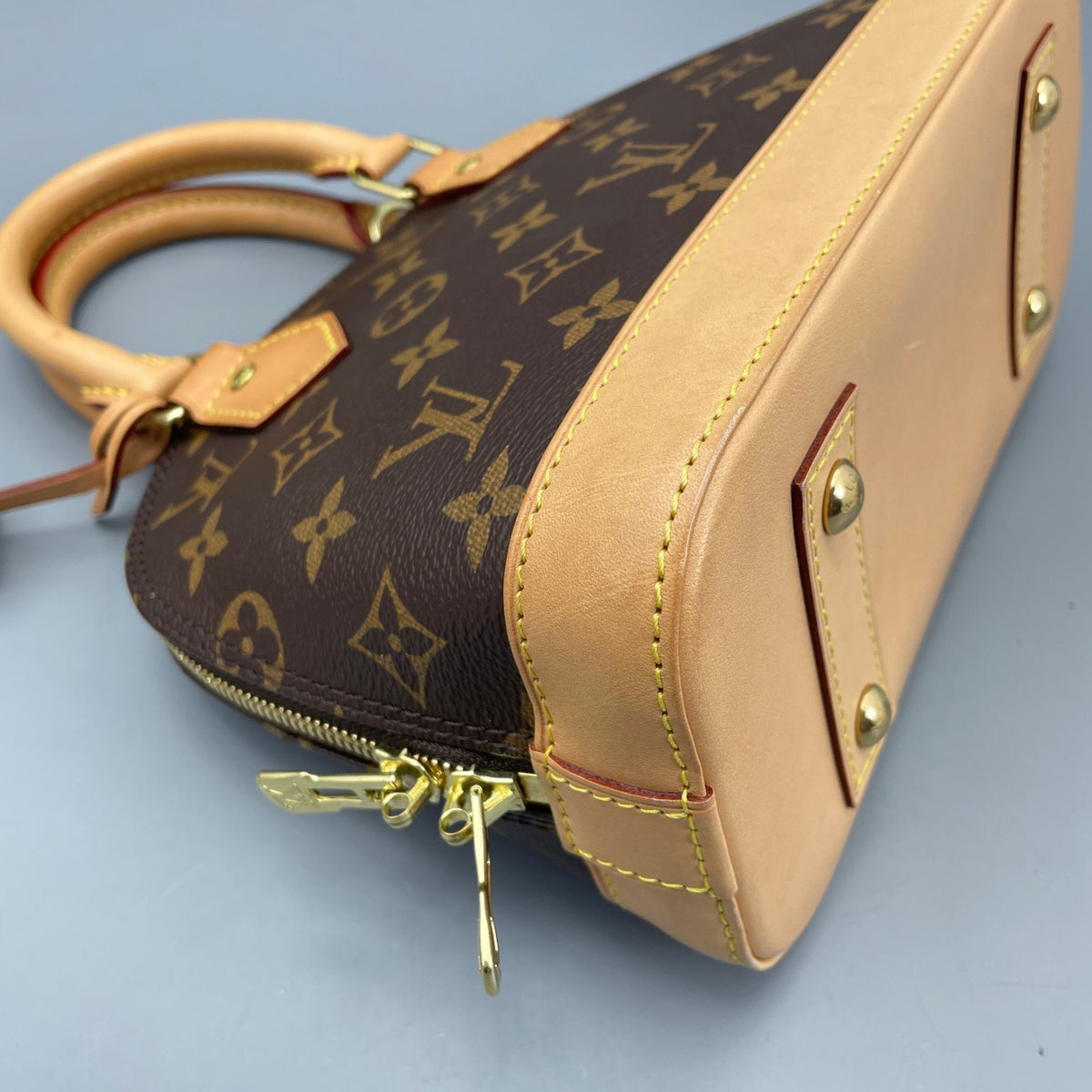 Louis Vuitton - Alma BB - Leather - Brown - (mini)