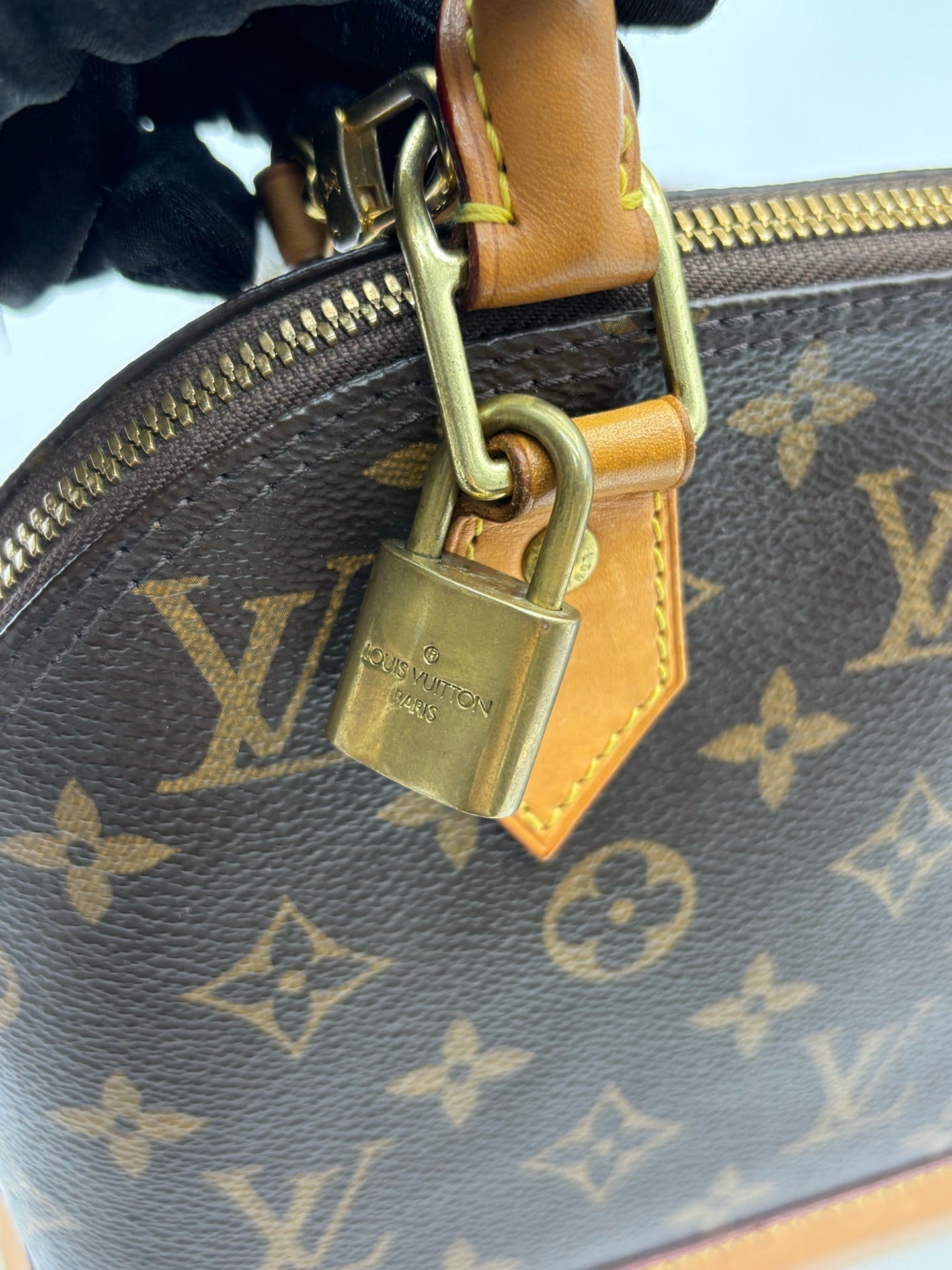 Louis Vuitton - Alma BB - Leather - Brown - (mini)