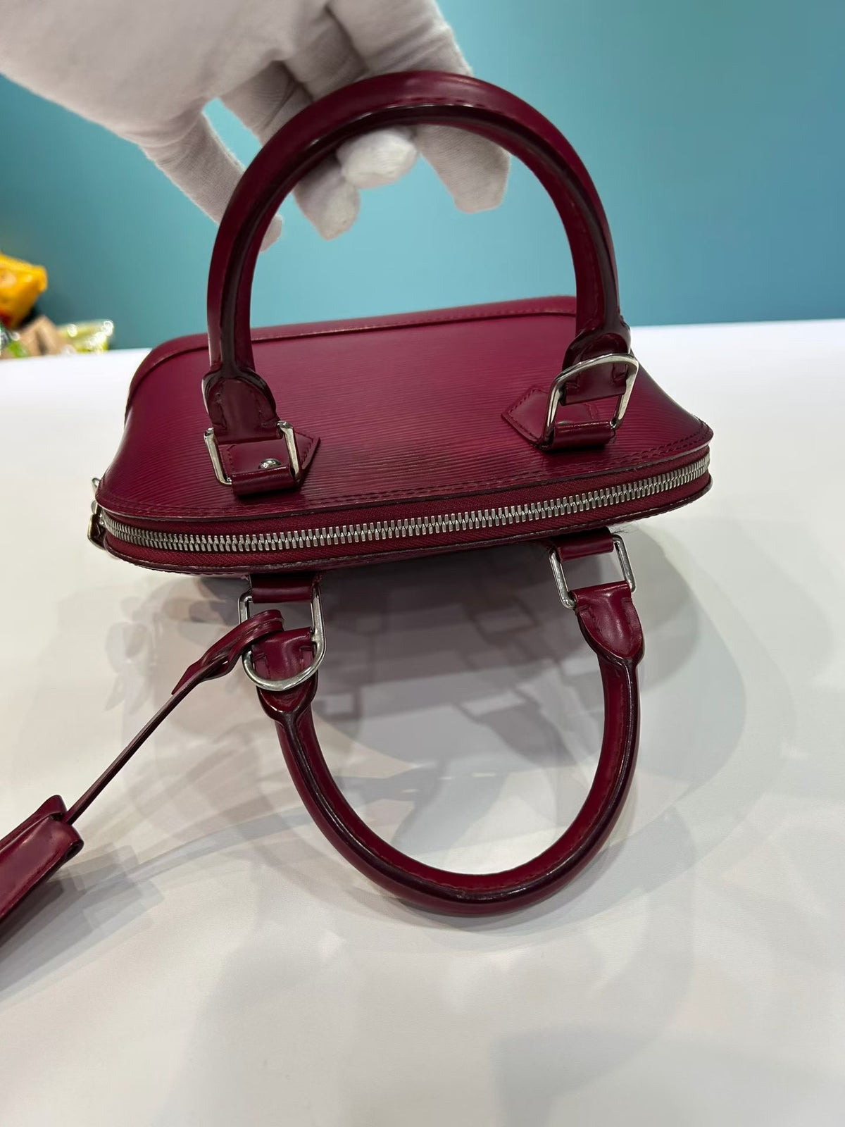 Louis Vuitton - Alma BB - Leather - Burgundy - (mini)