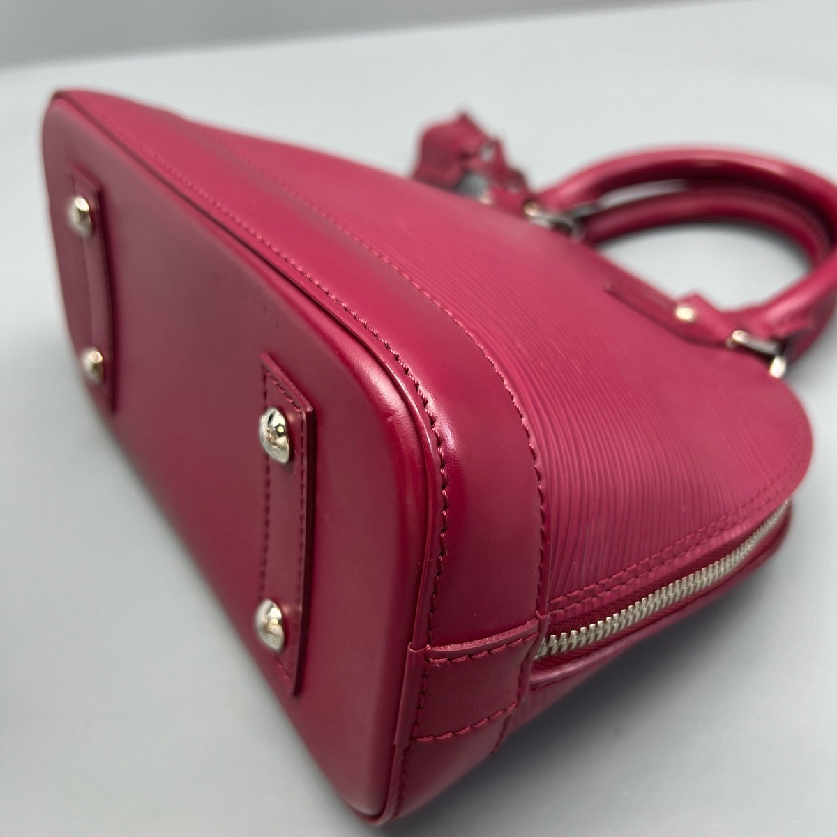 Louis Vuitton - Alma BB - Leather - Burgundy - (small)