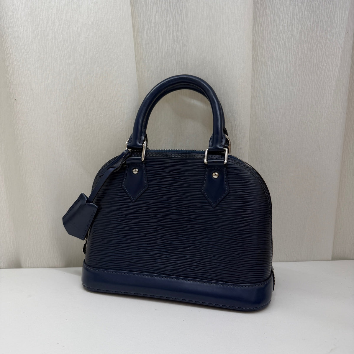 Louis Vuitton - Alma BB - Leather - Navy - (mini)