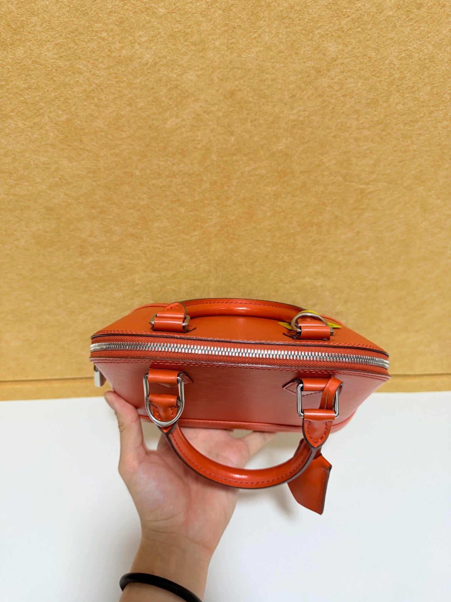 Louis Vuitton - Alma BB - Leather - Orange - (mini)