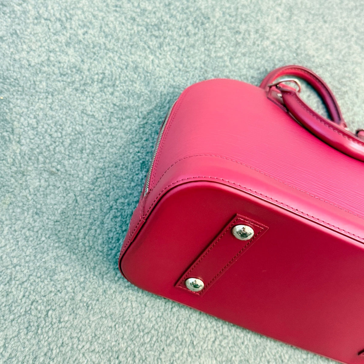 Louis Vuitton - Alma BB - Leather - Pink - (medium)