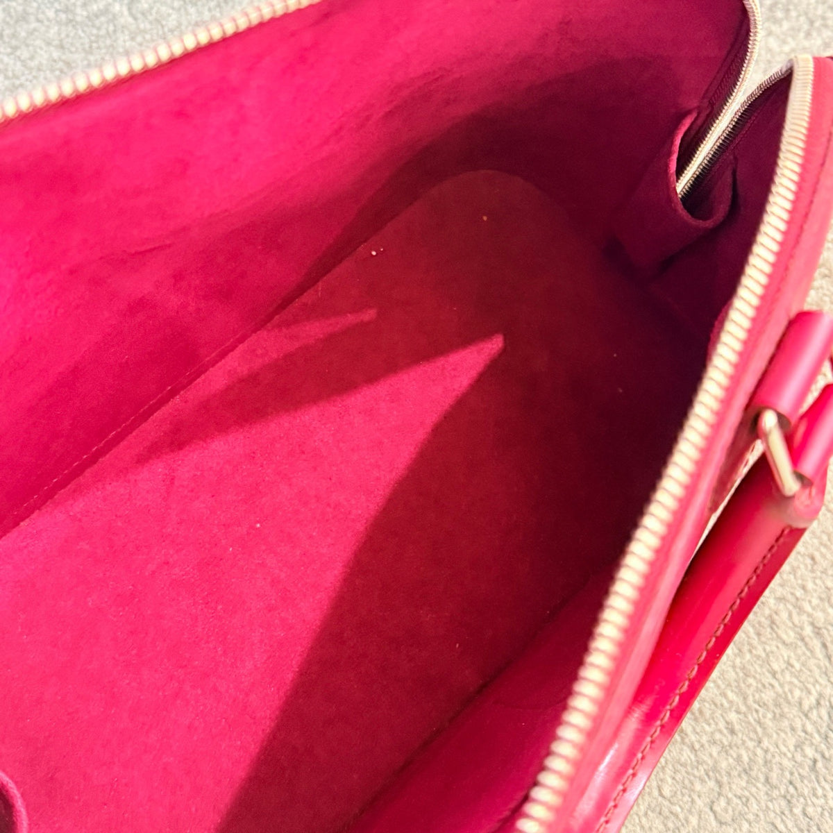 Louis Vuitton - Alma BB - Leather - Pink - (medium)